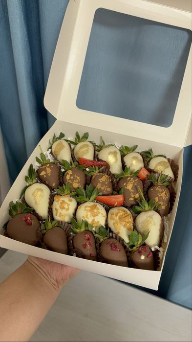 Сочная клубника в шоколаде