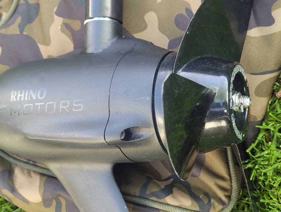 motor electric + baterie si accesorii pentru barca