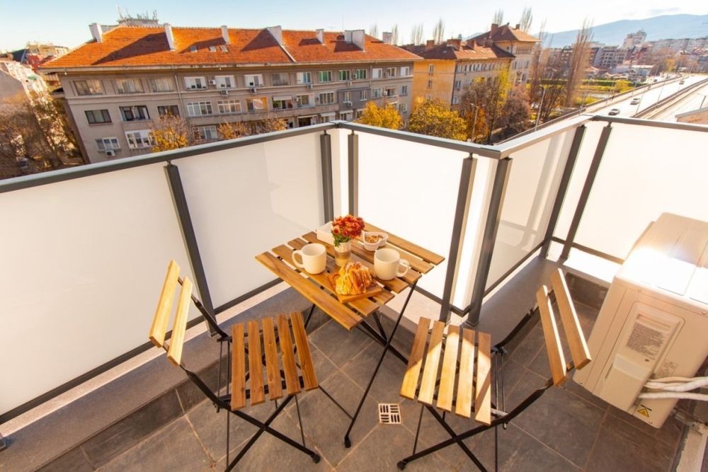 Тристаен луксозен апартамент в Кършияка