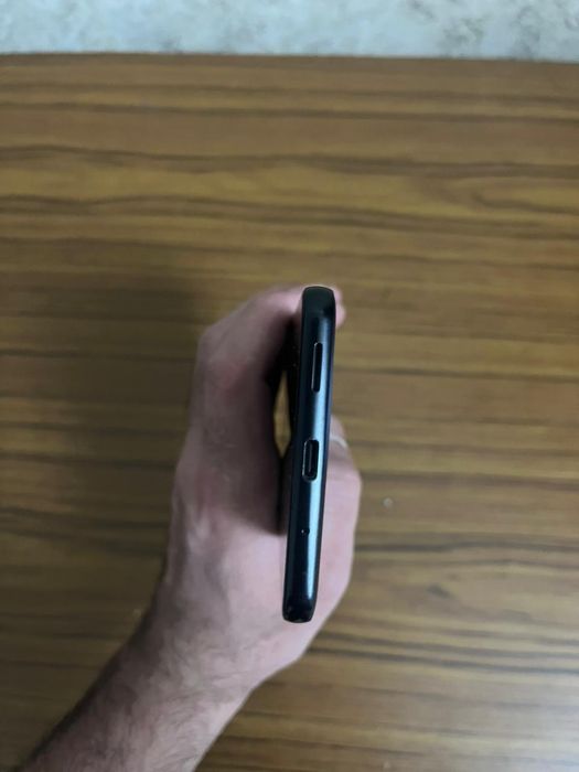 Samsung M55 Память 8/128