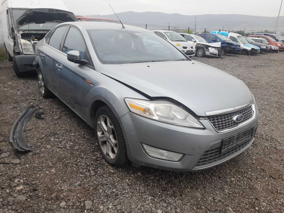 На части! Ford Mondeo 2.0TDCi TITANIU