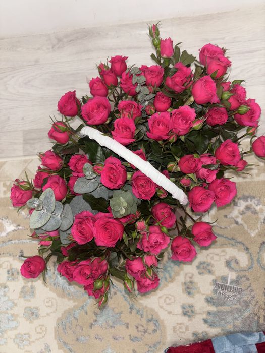 Букет Цветы в корзине