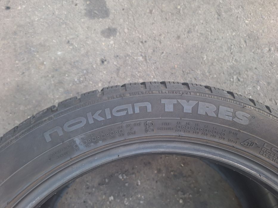 ДОТ 2022! 7.5мм 245 45 18 Nokian snowproof