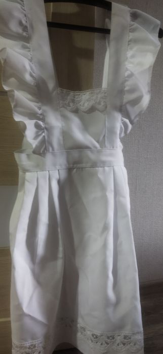 Школьный фартук.