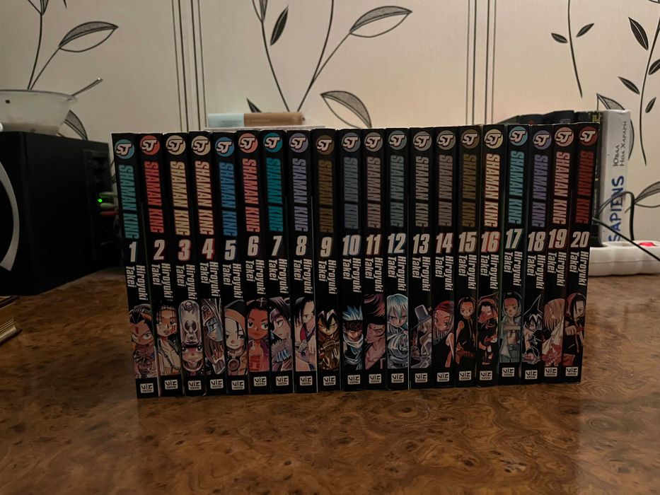 Много манга - Bleach, Shaman King и други