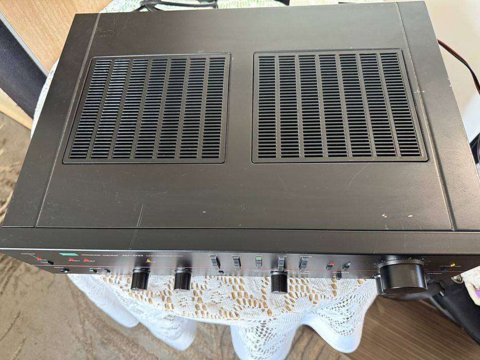 Sansui AU-33 Качествен стерео усилвател