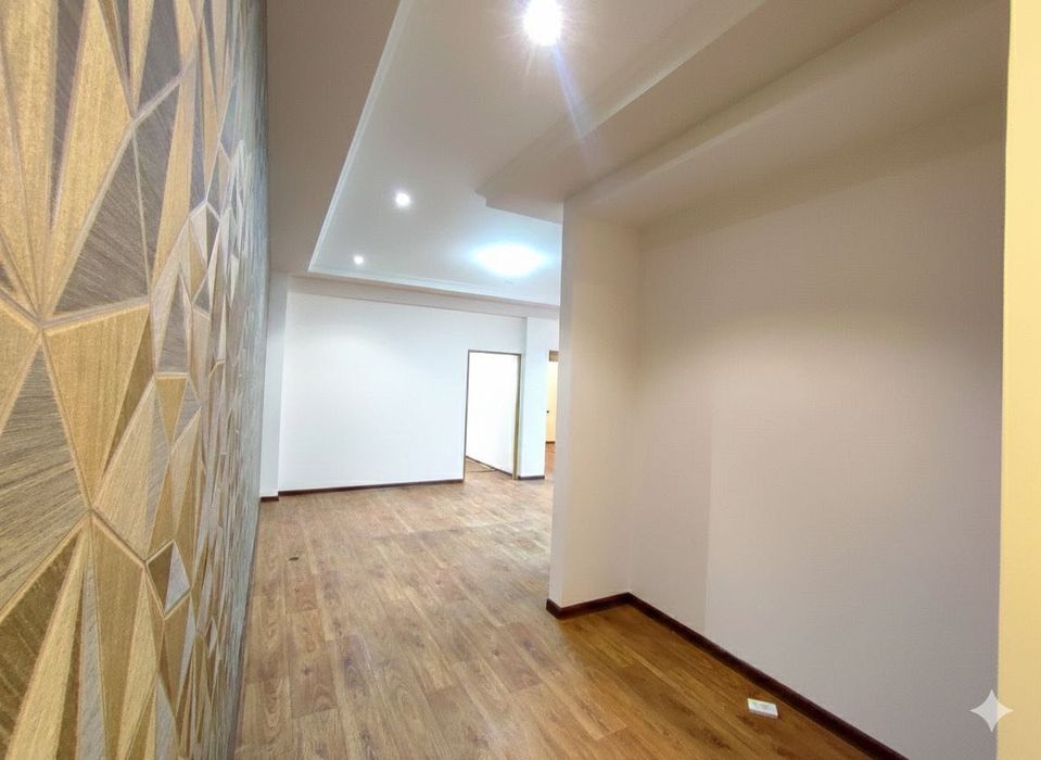 Arzonga Ofis ijaraga beriladi — Lunacharskiy 208 m² (AX)