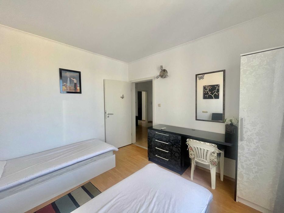 Продава се Тристаен апартамент в Несебър - 99 кв.м за 1869 €/кв.м - Снимка #12