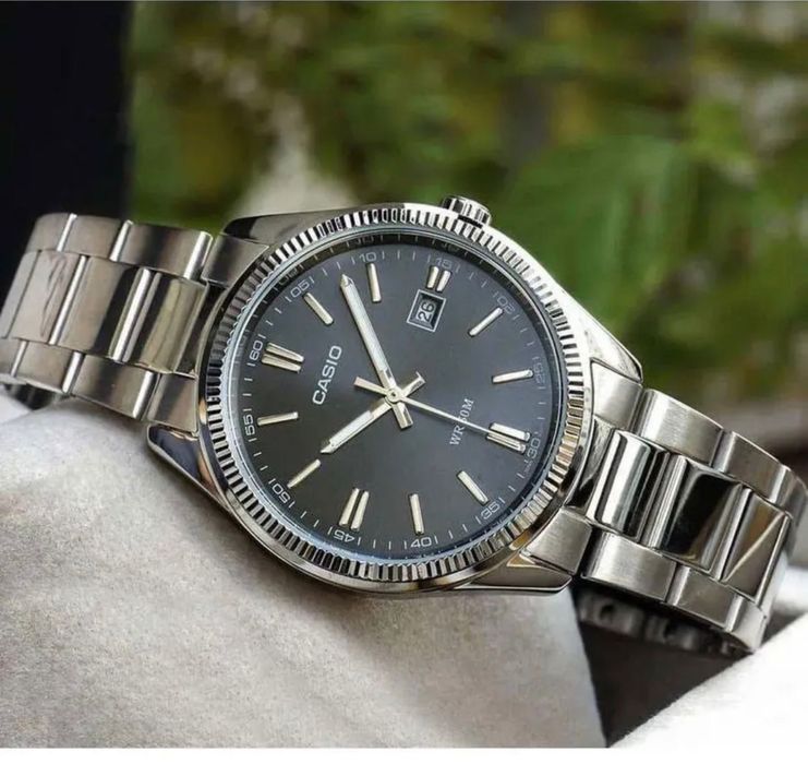 Наручные часы Casio