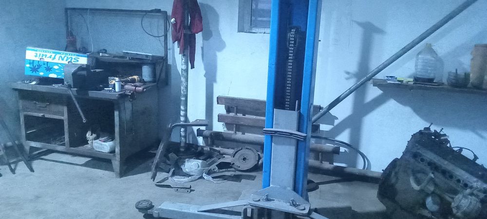 Сдам гараж под СТО