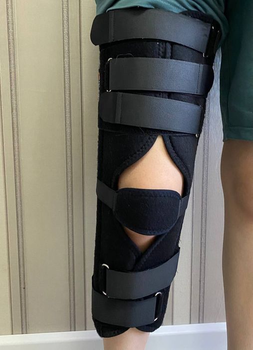 Корсет для ноги. Иммобилайзер.