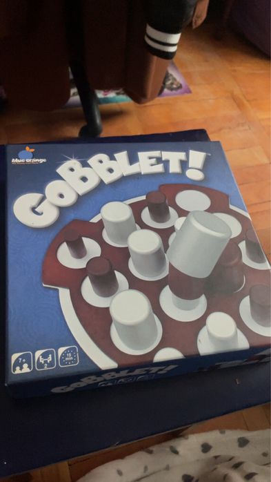 Gobblet joc de societate