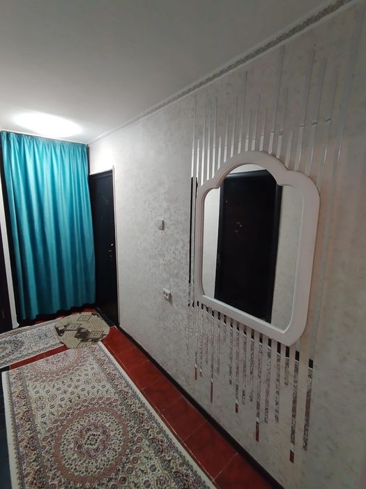 Продам 4 комнатную квартиру