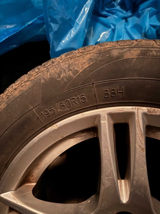 Алуминиеви джанти 15 цола с летни гуми - 4 бр
