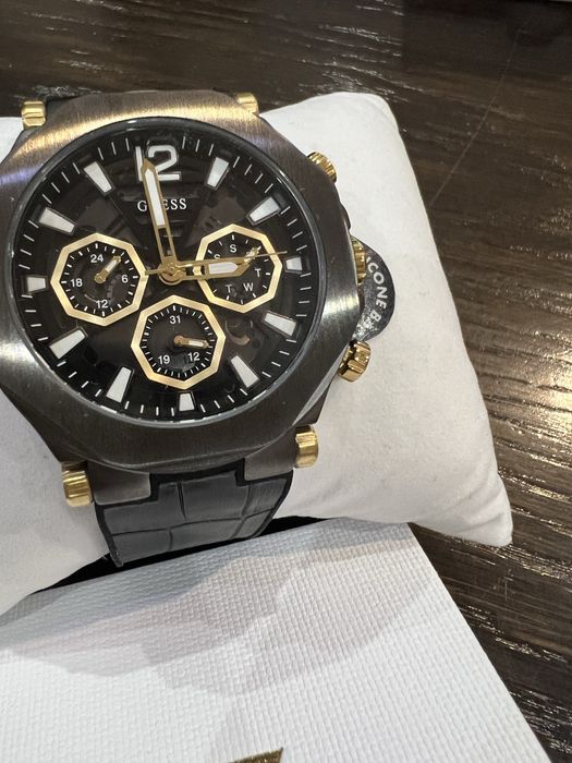 Мъжки часовник GUESS