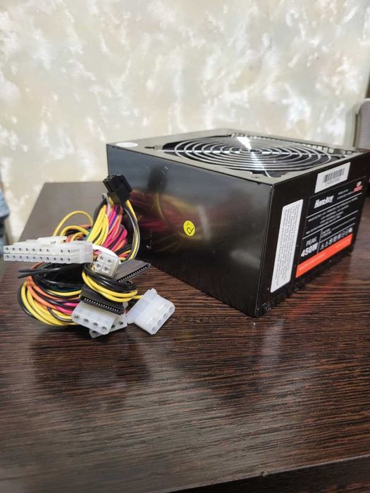 Huntkey UP-450 450W НОВЫЙ БП