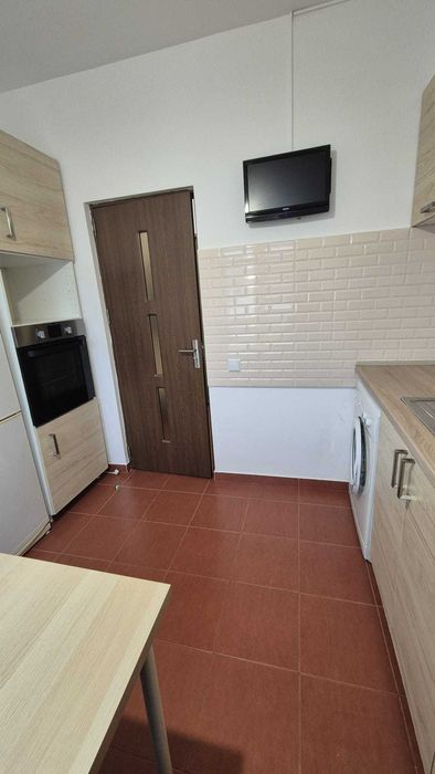 De inchiriat ap 2 camere cu loc parcare inclus/ Popesti Leordeni