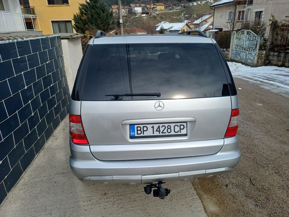 Mercedes ML 270;