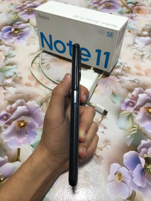 Срочно продается телефон Note 11