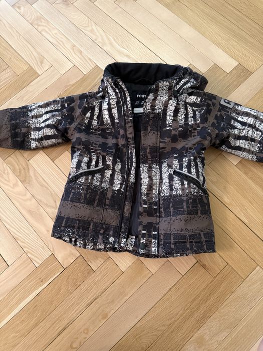 Продам детскую куртку  Reima