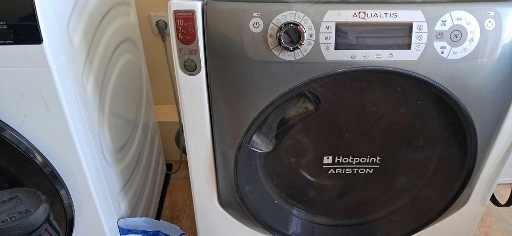 Подарявам пералня със сушилня ARISTON HOTPOINT 10KG за лагери