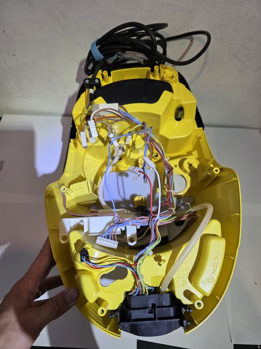 Carcasă completă Karcher SC 5 cu roți și cablaje (fără placă)