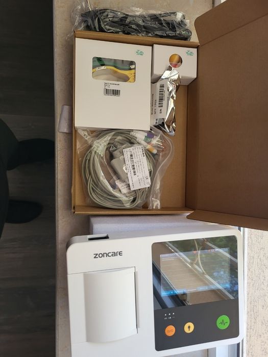 ЭКГ 3 каналли. ZONCARE I MAC 300