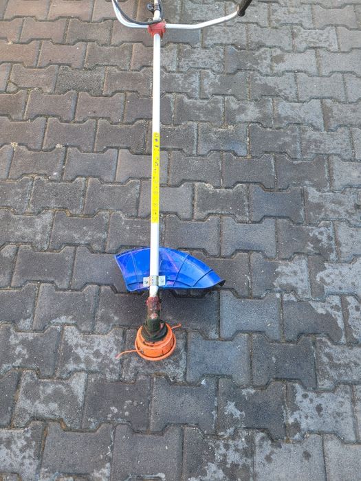 Vand motocoasa pe benzina greenfield  1,9 cp