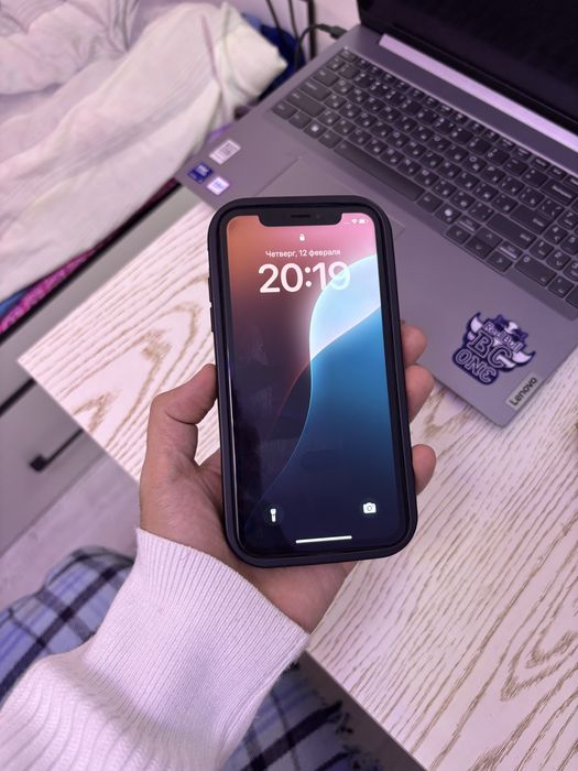 Iphone XR Отличное состояние + Power Bank и чехол в подарок