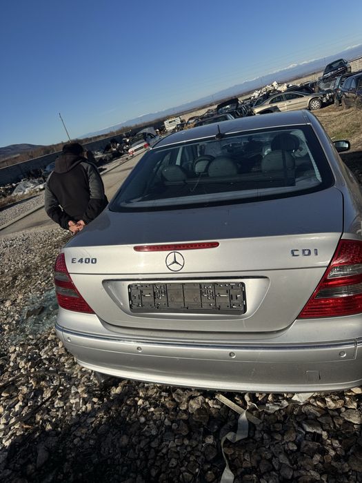 Мерцедес E 400 на части !