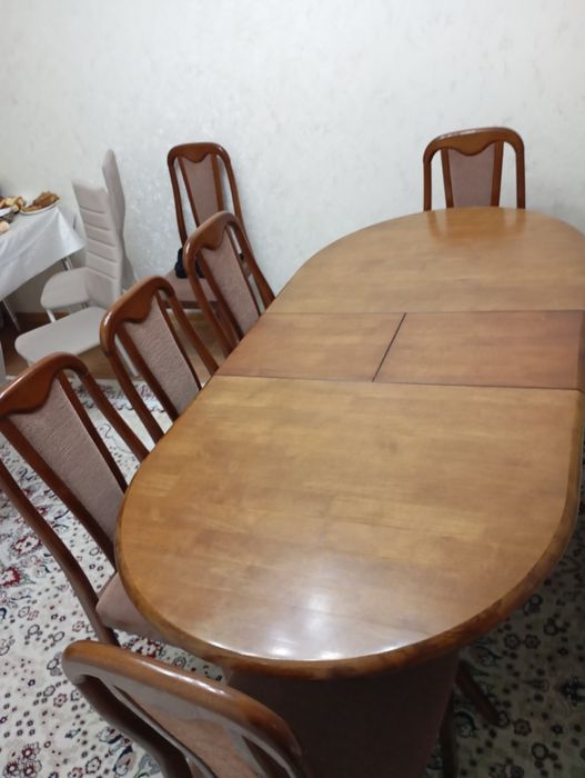 Продам стол и стулья Малайзия