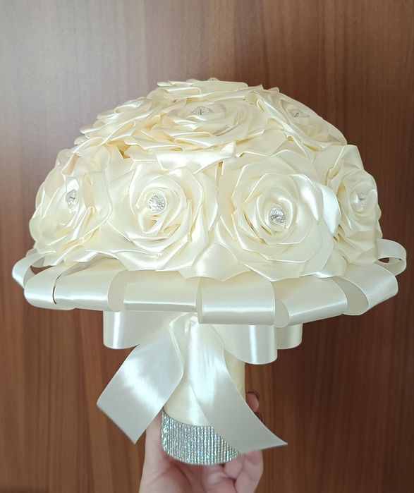 Buchet de mireasă satin