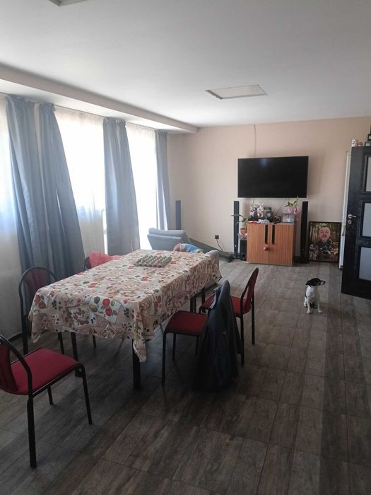 Продава се Къща в Разград, Орел - 190 кв.м за 1342 €/кв.м - Снимка #3