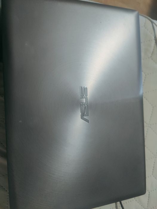 Лаптоп Asus UX303LB 13.3"