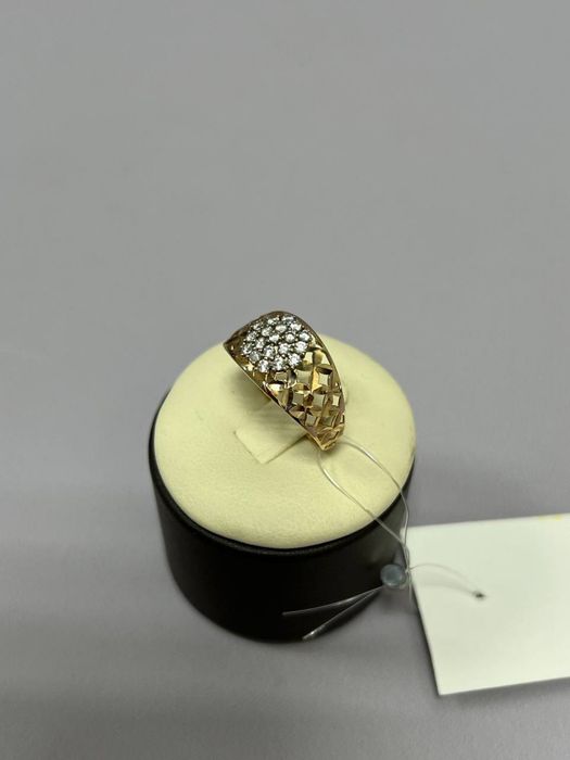 Кольцо с камням  #АК12715