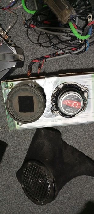 Aparatura komplekt sotiladi