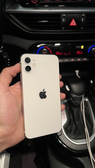 Iphone 11 white 128 gb 69%
