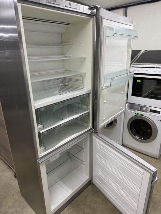 Хладилник с фризер А++ No Frost Germnay Гаранция