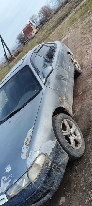 Мазда гронс 1992