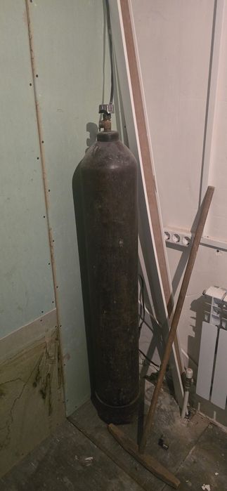 Кислородный балон продам