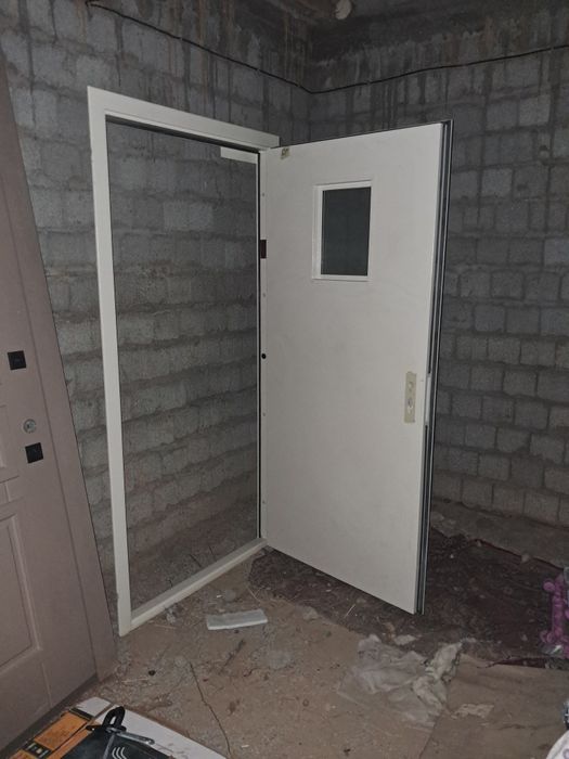 Новый дверь. Жаңа есік