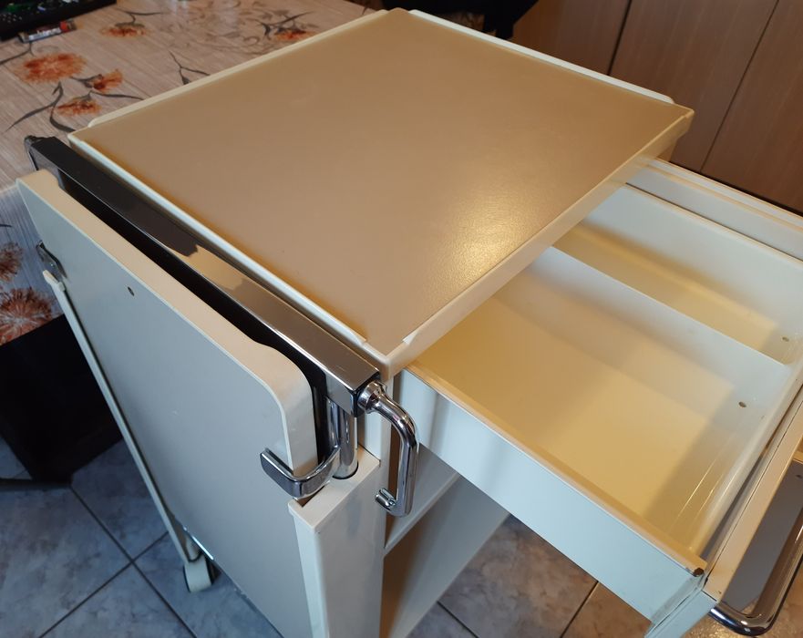 Masă îngrijit bolnavi la pat