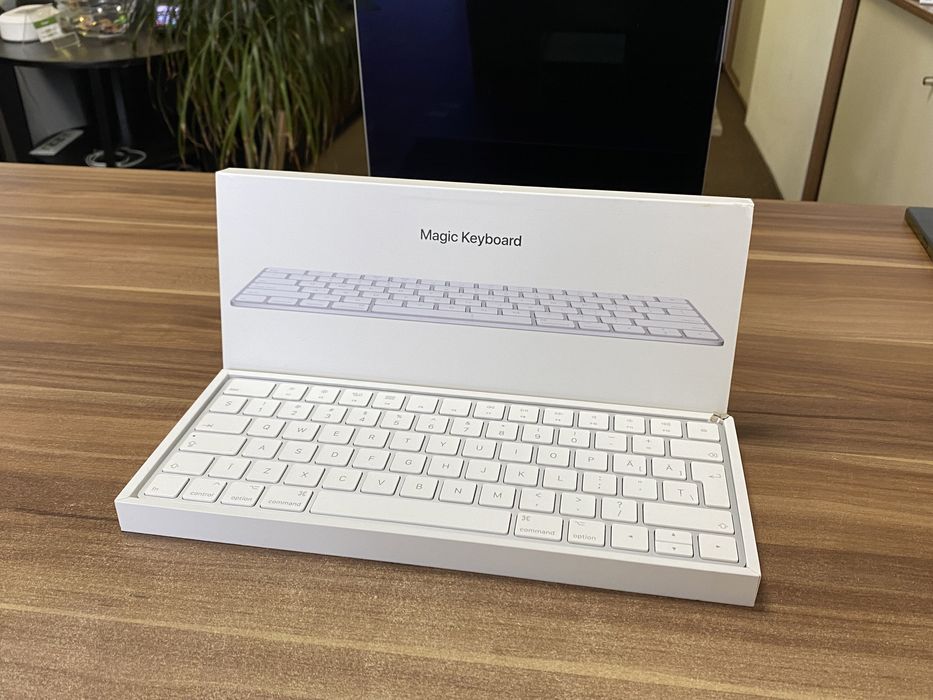 Apple Magic Keyboard / Noua /