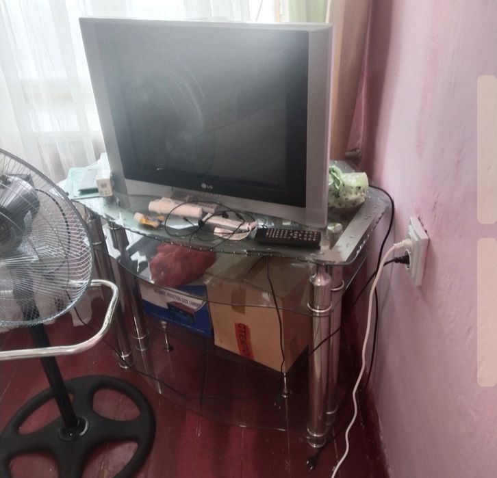 Продам телевизор
