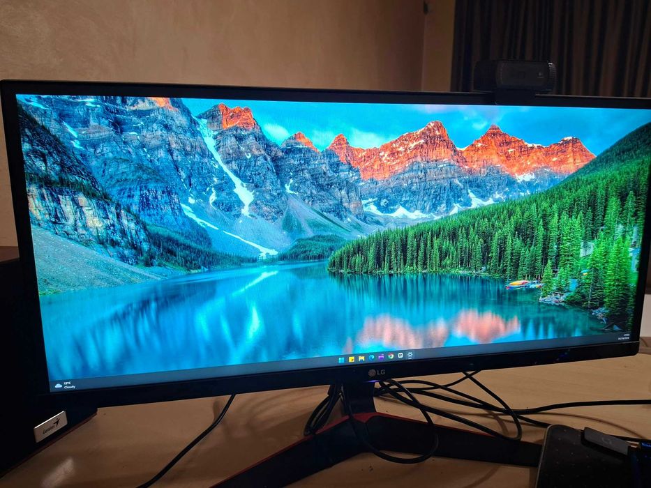 Monitor Gaming UltraWide LG 29UM69G-B - 29 IPS, Ultrawide 21:9, USB-C, Impecabil