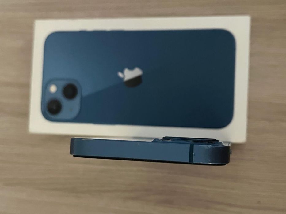 Продам Айфон/Iphone 13