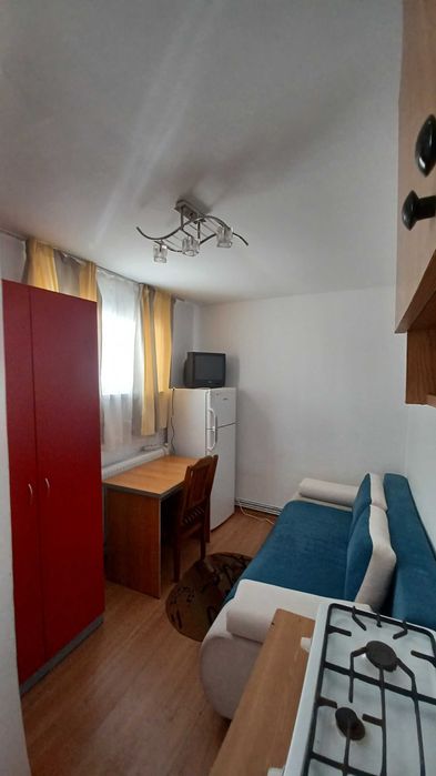 Se inchiriaza o garsoniera mica