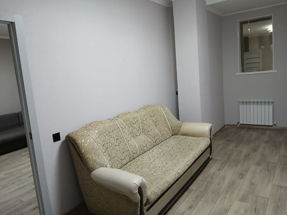 Отдам даром диван в очень хорошем состоянии .