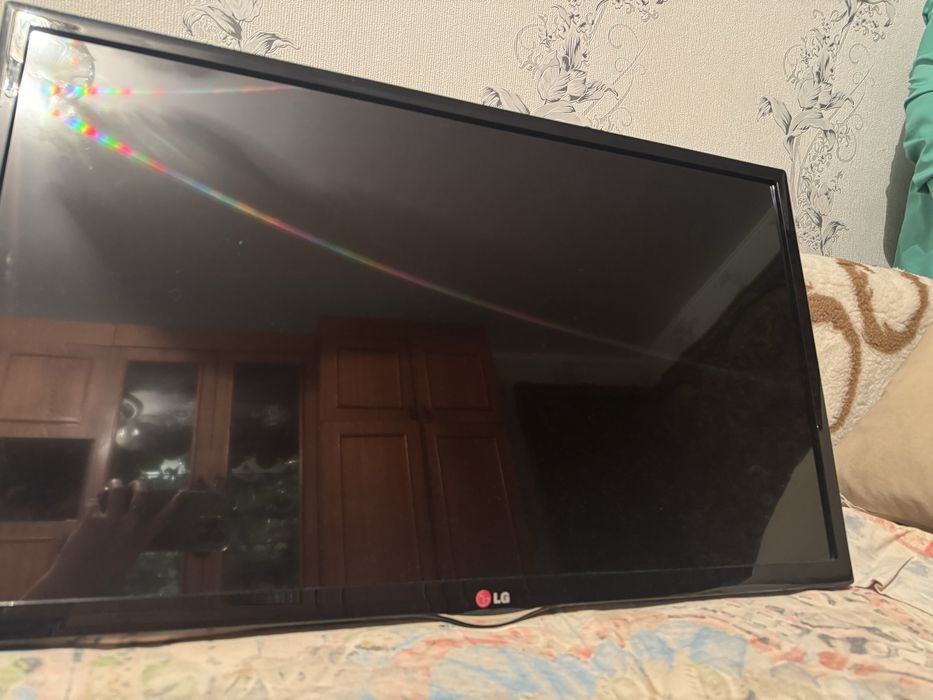 Продам телевизор