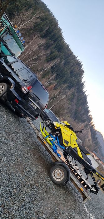 Ski-Doo Summit  X 2020